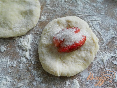 Вареники с клубникой Вареники с клубникой