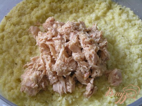 Салат с пшеном, тунцом и морепродуктами Салат с пшеном, тунцом и морепродуктами
