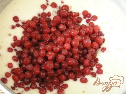 Клюквенное пирожное с ананасовым джемом Клюквенное пирожное с ананасовым джемом