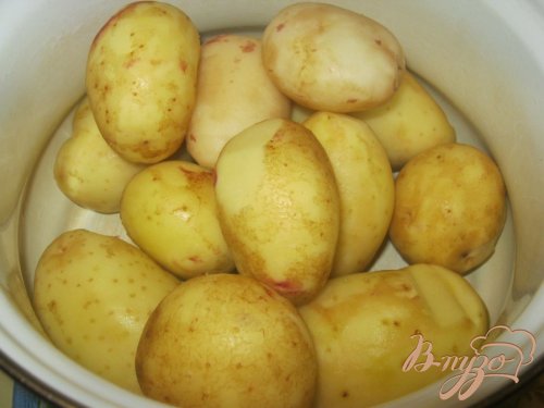 Картофель под сыром в фольге Картофель под сыром в фольге
