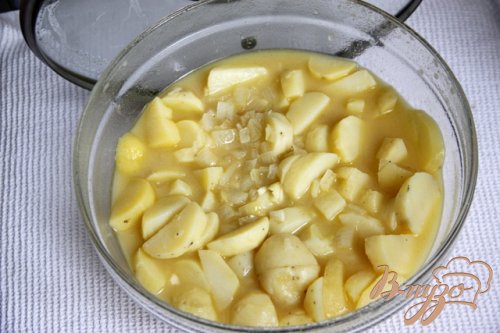 Картофельный салат с зелёной фасолью, маслинами и помидорами Картофельный салат с зелёной фасолью, маслинами и помидорами