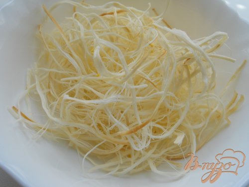 Салат с копченым сыром сулугуни Салат с копченым сыром сулугуни