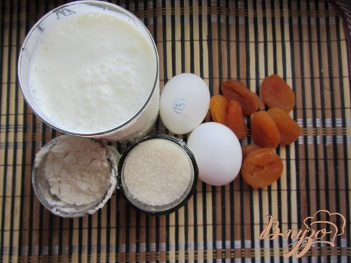 Оладьи с курагой Оладьи с курагой