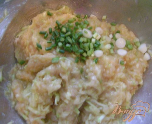 Кабачково-куриные оладьи Кабачково-куриные оладьи