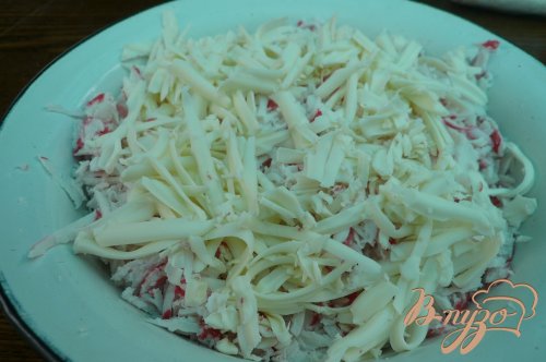 Рулет с сыром и крабовыми палочками Рулет с сыром и крабовыми палочками