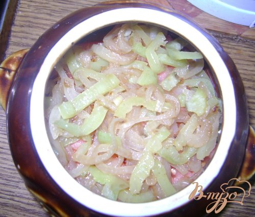 Яйца с овощами в горшочках Яйца с овощами в горшочках