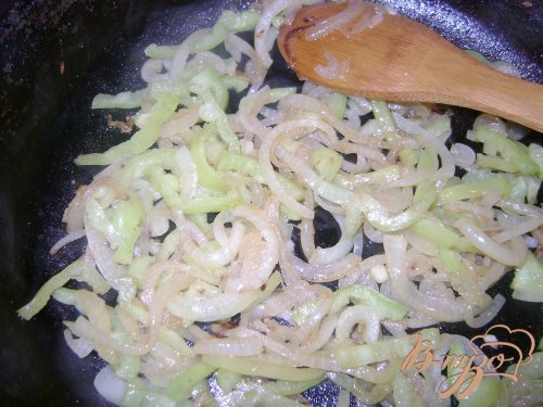 Яйца с овощами в горшочках Яйца с овощами в горшочках