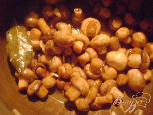 Маринованные шампиньончики Маринованные шампиньончики