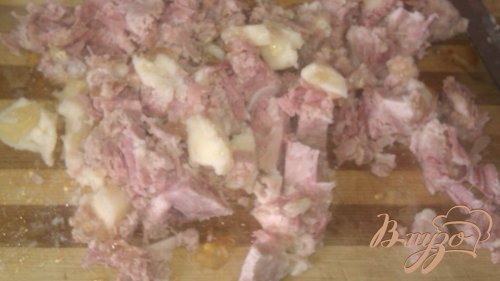 Картофель с тушенкой в горшочках Картофель с тушенкой в горшочках