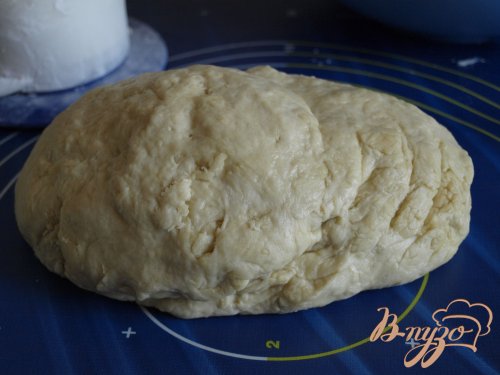 Мясные расстегаи с луком и яйцом Мясные расстегаи с луком и яйцом