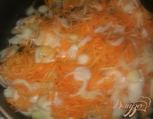 Белая рыба под овощами и сметаной Белая рыба под овощами и сметаной