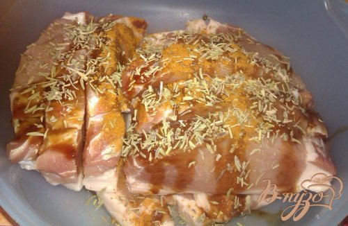 Свиная корейка с розмарином на решетке Свиная корейка с розмарином на решетке