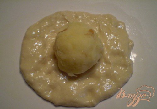 Жаренные пирожки с картофелем и луком Жаренные пирожки с картофелем и луком