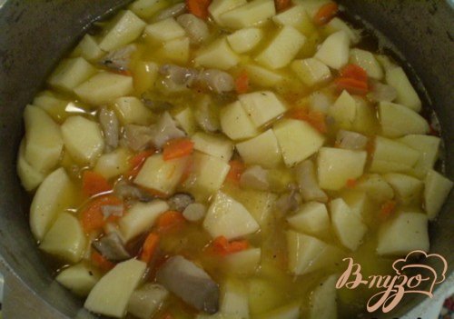 Картофель с грибами Картофель с грибами