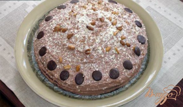 сметанний торт з кавово-масленным кремом і арахісом. як приготувати з фото