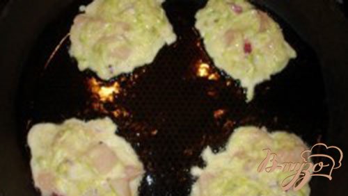 Оладьи овощные с курицей Оладьи овощные с курицей