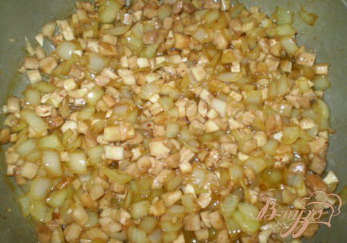 Закуска грибная с мясом и соусом Закуска грибная с мясом и соусом