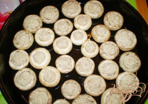 Закуска грибная с мясом и соусом Закуска грибная с мясом и соусом