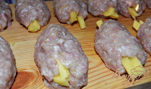 Котлетки фаршированные картофелем Котлетки фаршированные картофелем