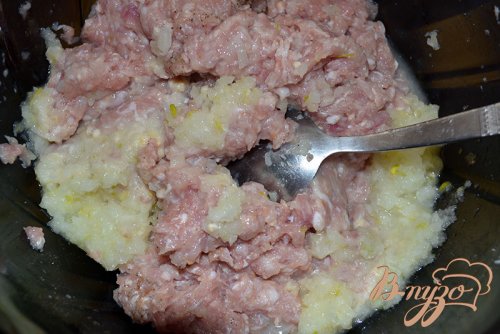 Котлетки фаршированные картофелем Котлетки фаршированные картофелем