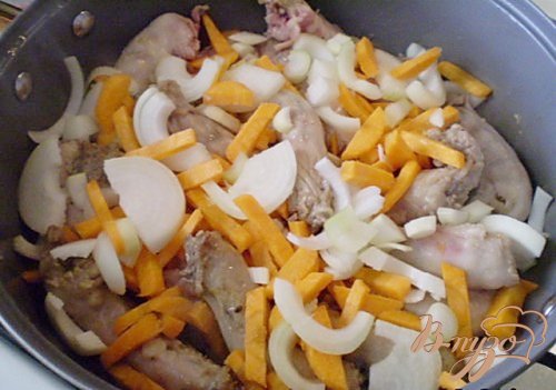 Куриные шейки с овощами Куриные шейки с овощами
