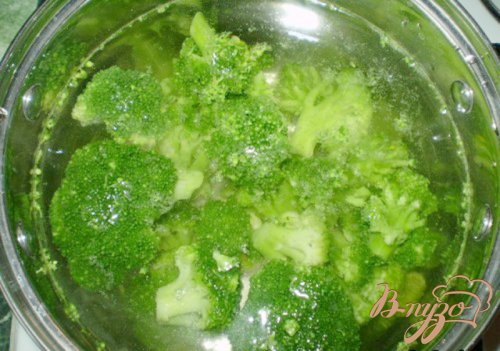 Салат из брокколи и моркови по-корейски Салат из брокколи и моркови по-корейски