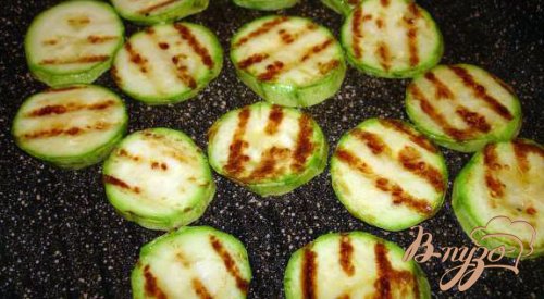 Салат с ветчиной и кунжутом Салат с ветчиной и кунжутом