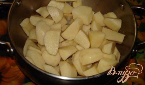 Тушеный картофель с луком пореем и грибами Тушеный картофель с луком пореем и грибами