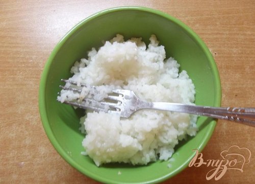Рис восточный с кальмаром Рис восточный с кальмаром