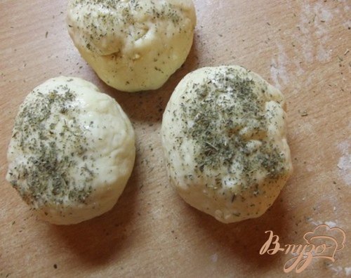 Булочки с сырной начинкой Булочки с сырной начинкой