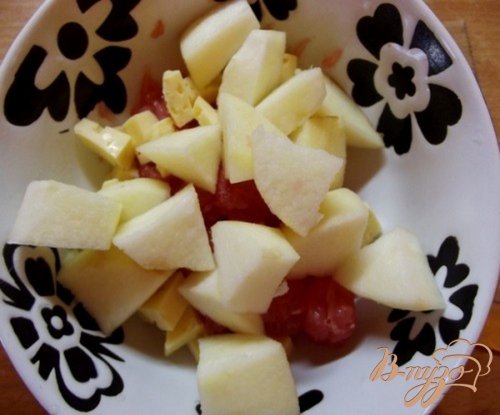 Салат фруктовый с сыром Салат фруктовый с сыром