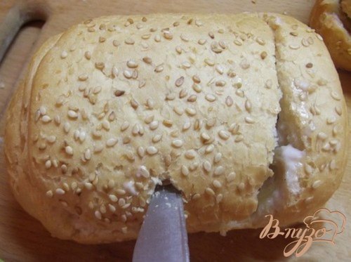 Булочки фаршированные с соусом Булочки фаршированные с соусом