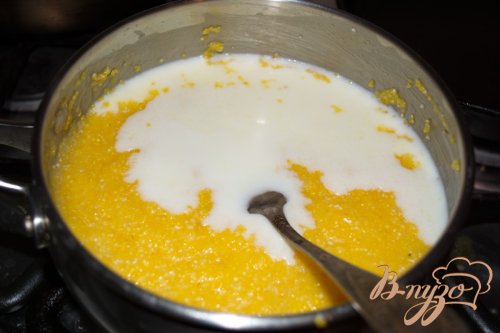 Кукурузная каша с грибным соусом Кукурузная каша с грибным соусом