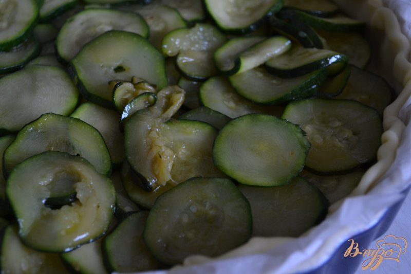 Открытый пирог с цукини и копченой курицей Открытый пирог с цукини и копченой курицей