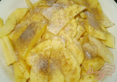 Картофель с мясом и грибами запеченный под сыром Картофель с мясом и грибами запеченный под сыром