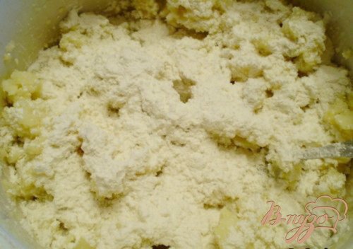Картофельные корзинки с мясом и овощами Картофельные корзинки с мясом и овощами