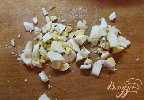 Крабовый салат с рисом и сухариками Крабовый салат с рисом и сухариками