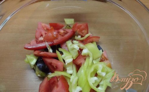 Мясной салат со сливой Мясной салат со сливой