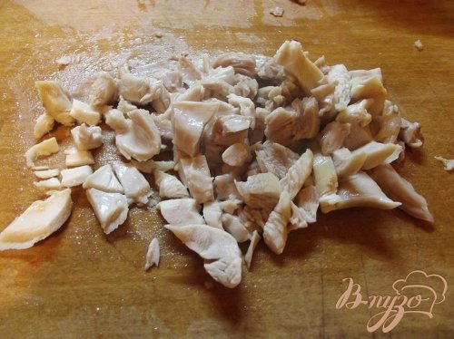 Тарталетки с помидорами и курицей Тарталетки с помидорами и курицей