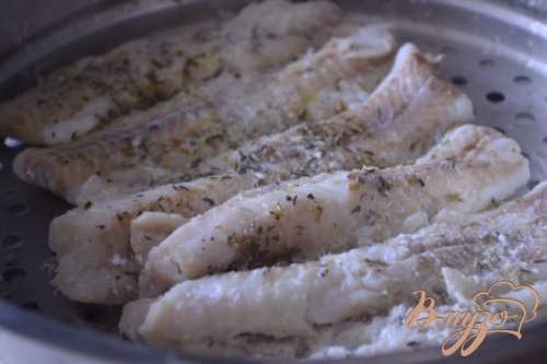 Скумбрия на пару с овощным соусом Скумбрия на пару с овощным соусом
