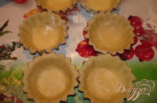 Шоколадный десерт с персиком и шоколадной стружкой Шоколадный десерт с персиком и шоколадной стружкой