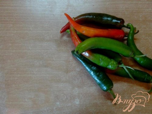 Маринованный перец чили Маринованный перец чили