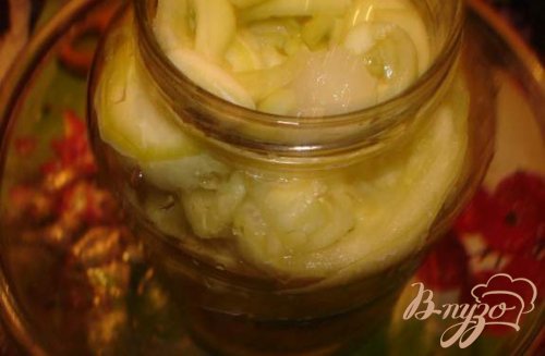 Маринованные кабачки, перец, огурцы Маринованные кабачки, перец, огурцы