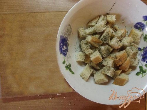 Суповые сухарики с травами Суповые сухарики с травами