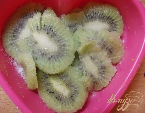 Пирог с киви и лимоном Пирог с киви и лимоном