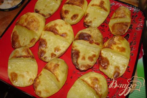 Картофельные лапатушки с селедкой Картофельные лапатушки с селедкой