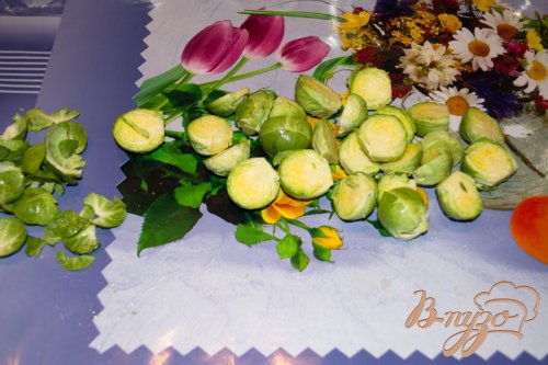 Канапе из брюссельской капусты с беконом Канапе из брюссельской капусты с беконом