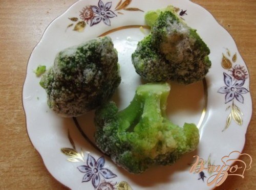 Макароны под соусом из брокколи Макароны под соусом из брокколи