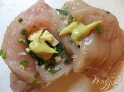 Куриные кармашки с зеленью и сыром Куриные кармашки с зеленью и сыром