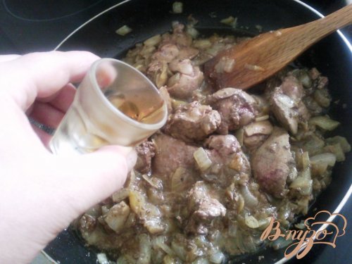 Паштет из куриной печени с желе из чернослива Паштет из куриной печени с желе из чернослива